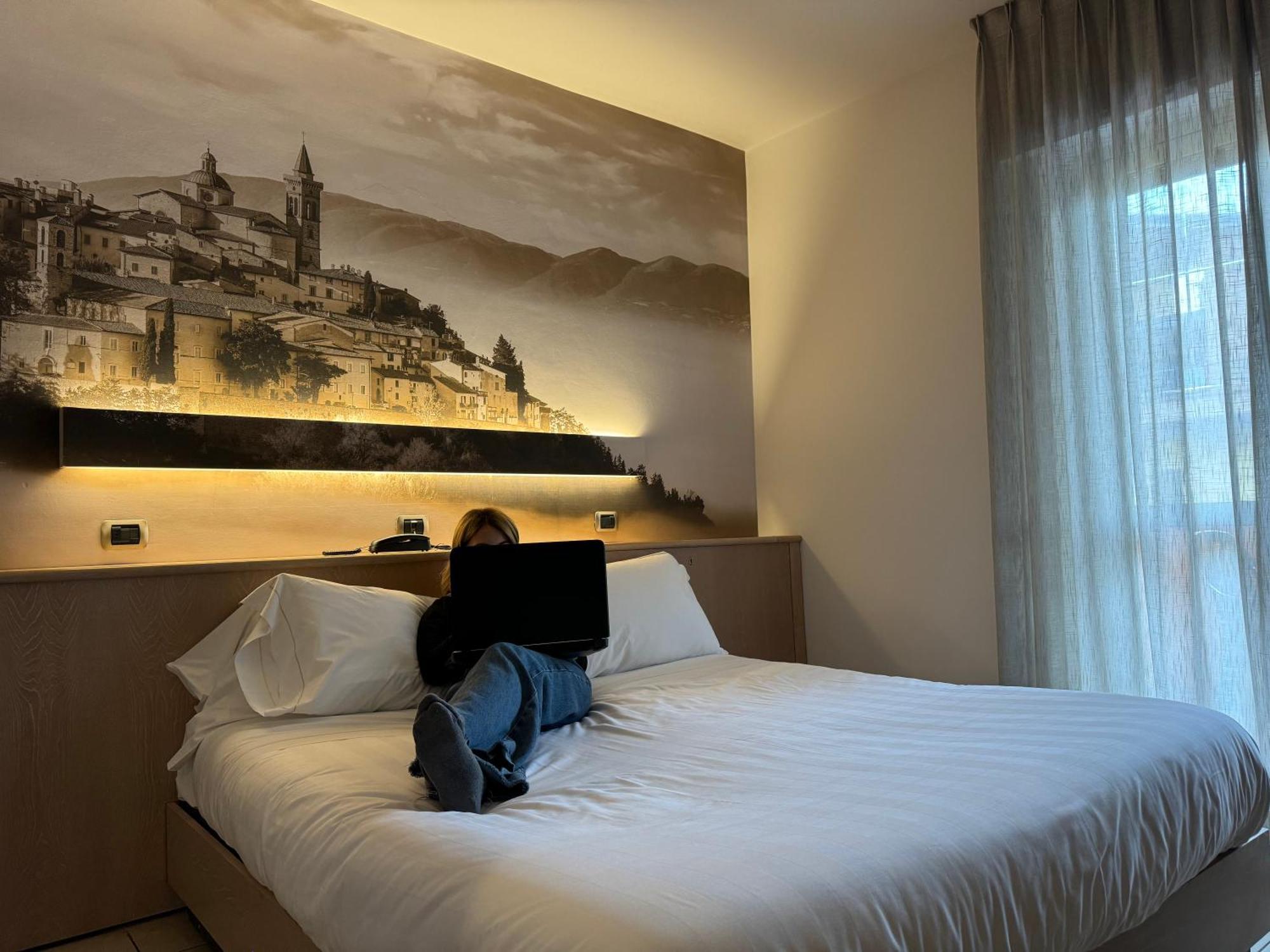 אסיסי Hotel Cladan מראה חיצוני תמונה