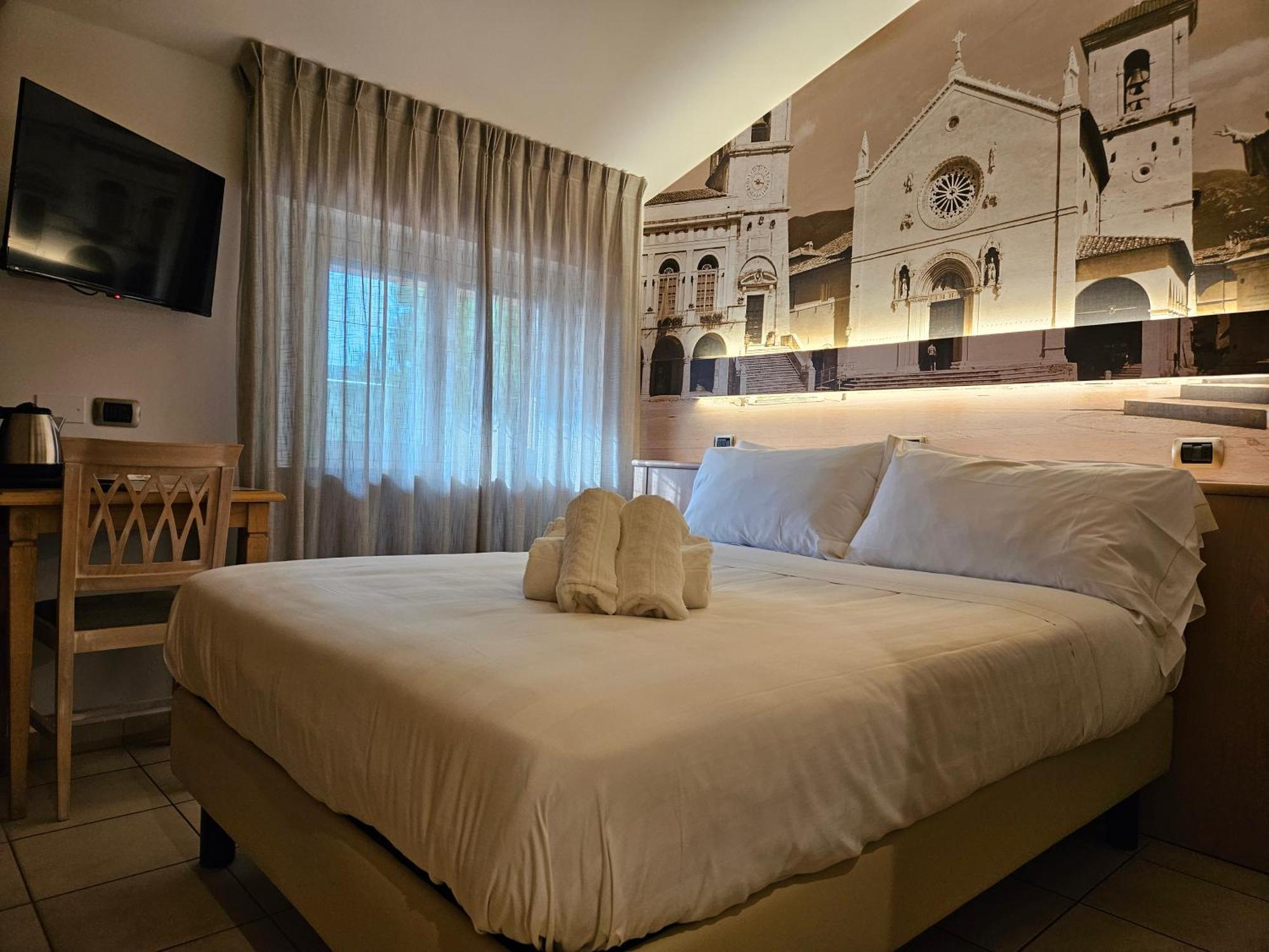 אסיסי Hotel Cladan מראה חיצוני תמונה