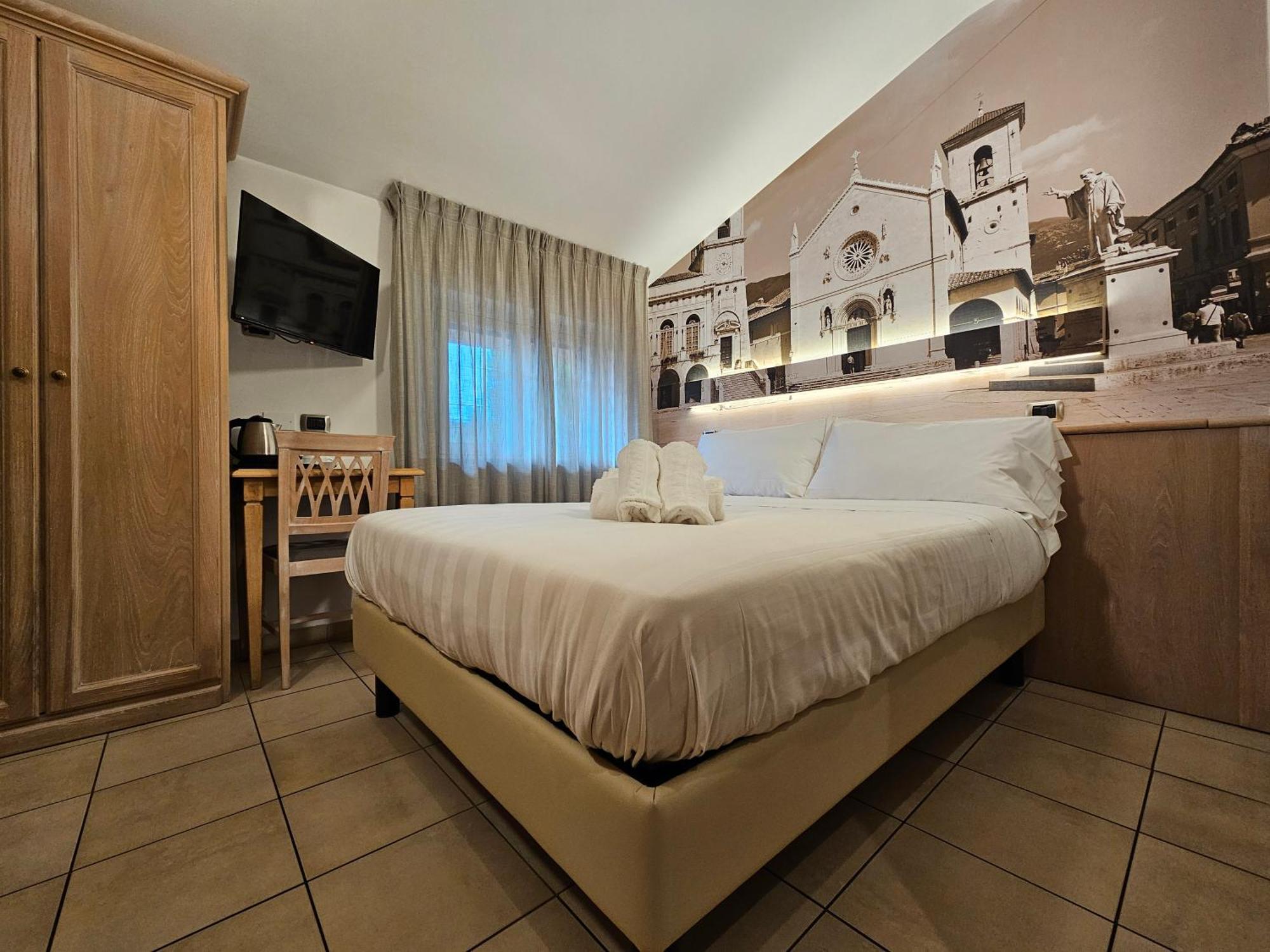 אסיסי Hotel Cladan מראה חיצוני תמונה